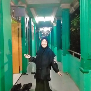 Instructor Fifi Fauzia Rohmah