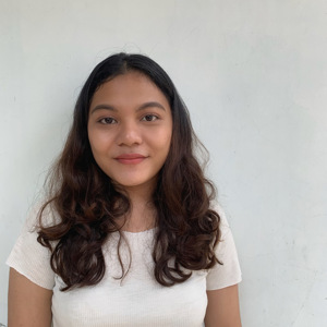 Instructor Annisa Lutfhiani