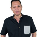 Instructor Viktor Iwan Kristanda