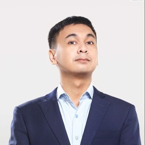 Instructor Raditya Dika