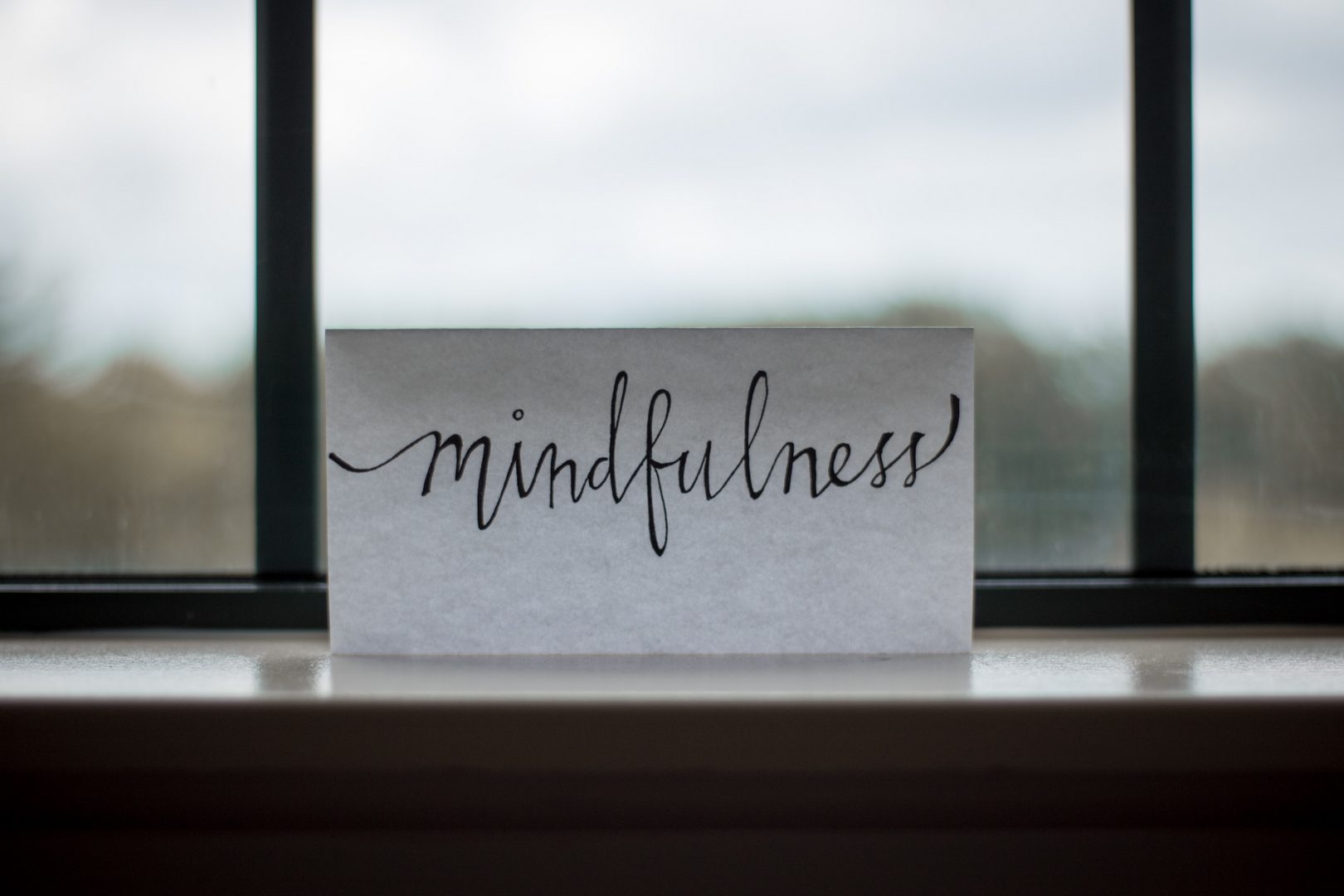 Mindfulness untuk Kelola Stress di Tempat Kerja