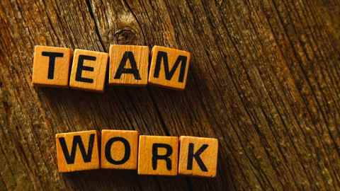 Manfaat Kerjasama Tim untuk Meningkatkan Kinerja Bisnis