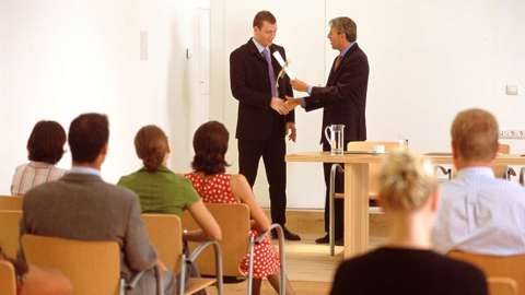 5 Perbedaan Lembaga Sertifikasi Profesi dan Lembaga Sertifikasi Kompetensi