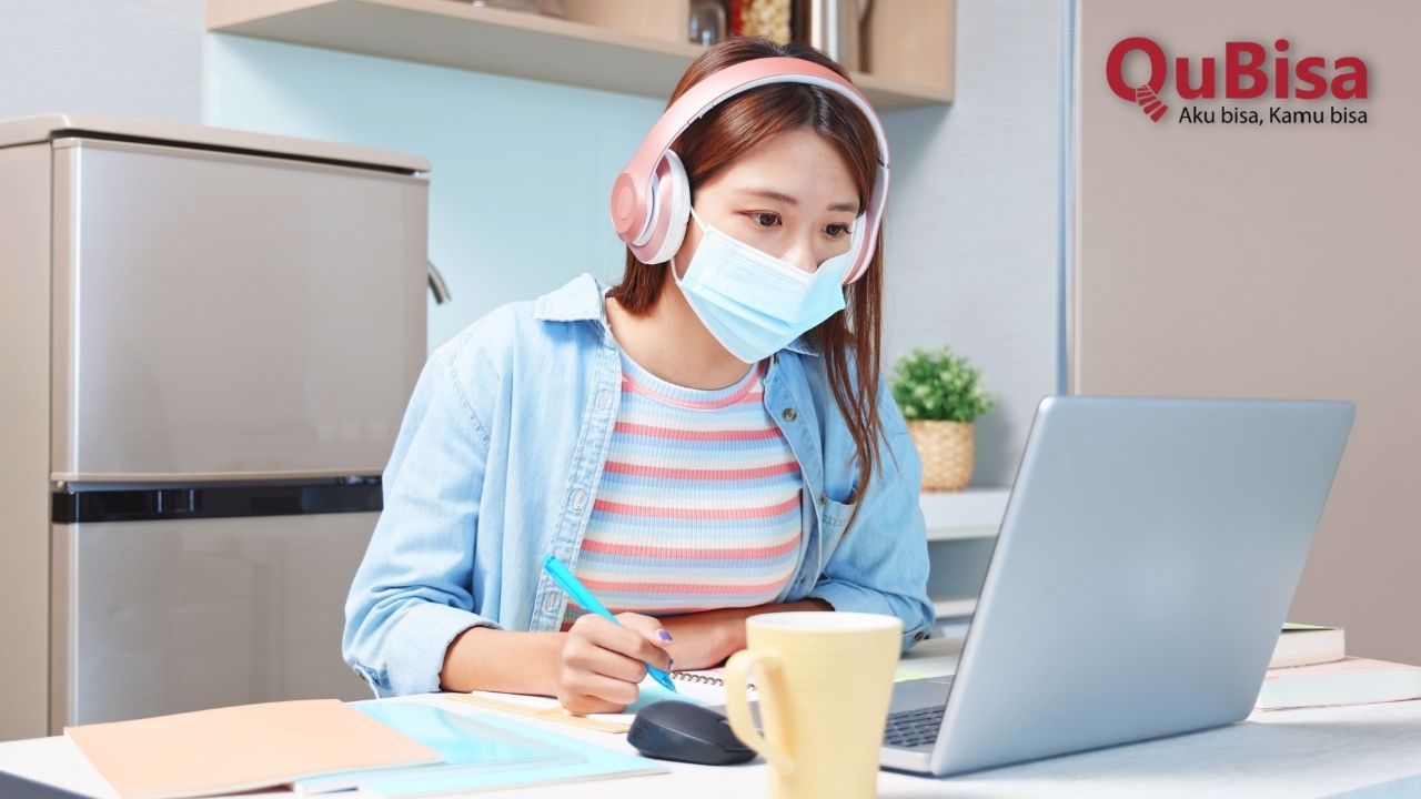 Pelatihan dan Kursus Online untuk Meningkatkan Kompetensi Diri