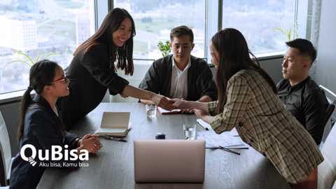 5 Etika Menghubungi Orang yang Baru Dikenal