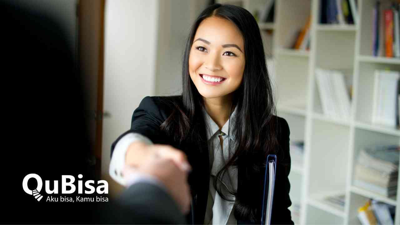 Mengenal Halo Effect dan Manfaatnya untuk Wawancara Kerja