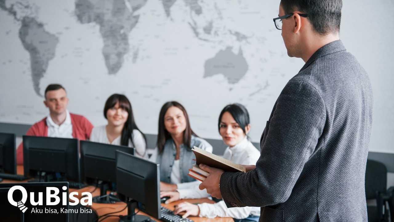 Cara Mendapatkan Gelar Profesor dan Tugas Profesor