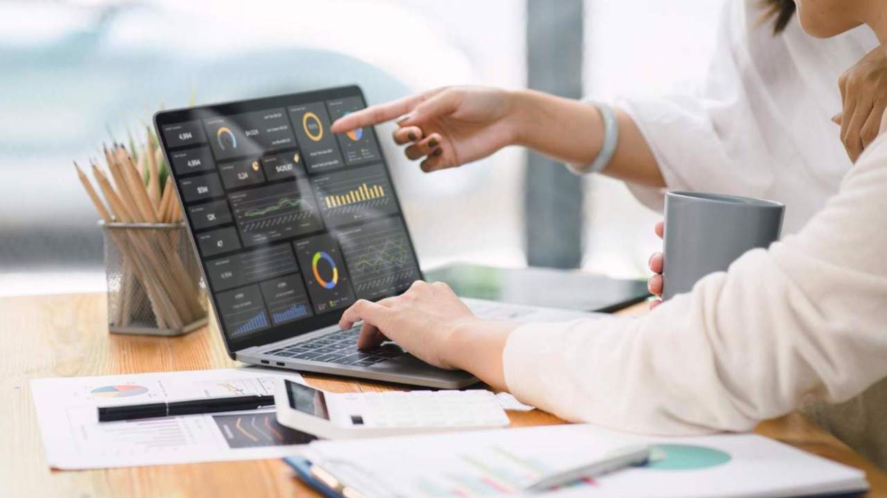 Contoh KPI Perusahaan di Berbagai Bidang