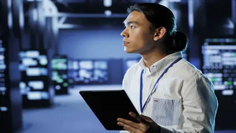 Apa itu Microsoft Copilot? Pengertian, Fungsi & Cara Kerjanya