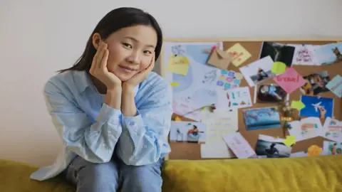 8 Cara Meningkatkan Kecerdasan Emosional (EQ) yang Tepat & Efektif