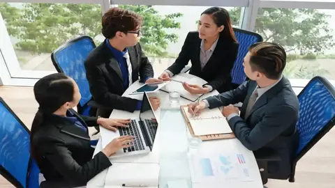 Bagaimana Keterkaitan Manajemen SDM & Manajemen Strategik? Yuk Pelajari!